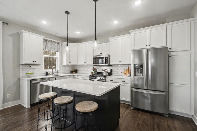 6342 Eaglewood Drive, Hudsonville, MI 49426