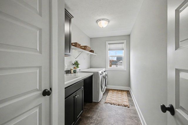 6342 Eaglewood Drive, Hudsonville, MI 49426