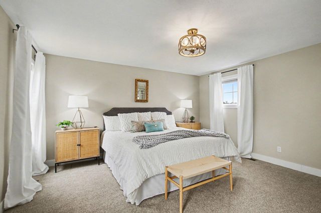 6342 Eaglewood Drive, Hudsonville, MI 49426