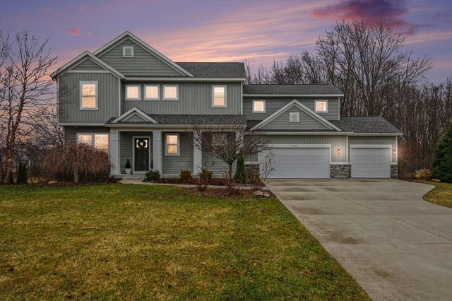 6342 Eaglewood Drive, Hudsonville, MI 49426