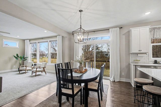 6342 Eaglewood Drive, Hudsonville, MI 49426