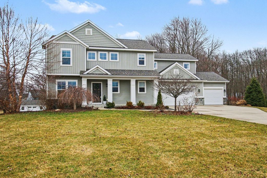 6342 Eaglewood Drive, Hudsonville, MI 49426