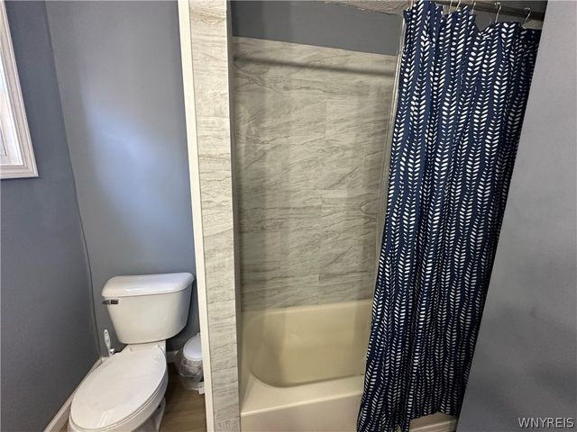 35 Fleming Street, Buffalo, NY 14206