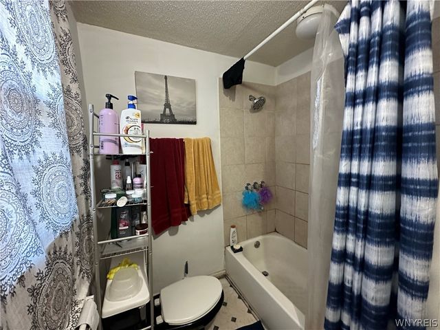 35 Fleming Street, Buffalo, NY 14206