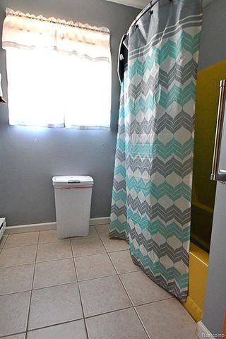 2741 E M 72, Grayling, MI 49738