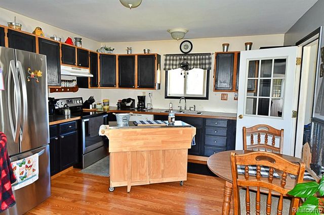 2741 E M 72, Grayling, MI 49738