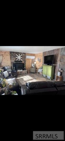 50 Bowman Lane, Salmon, ID 83467