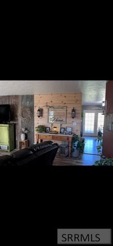 50 Bowman Lane, Salmon, ID 83467