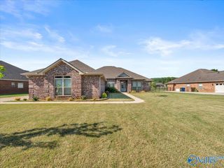 159 Inspirational Drive N, Meridianville, AL 35801