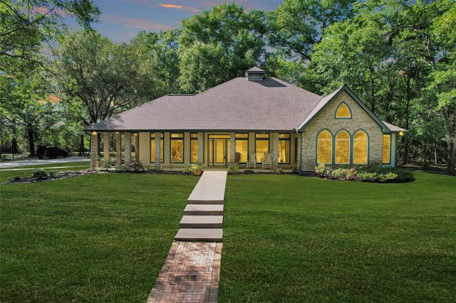 13250 Fm 830, Willis, TX 77318