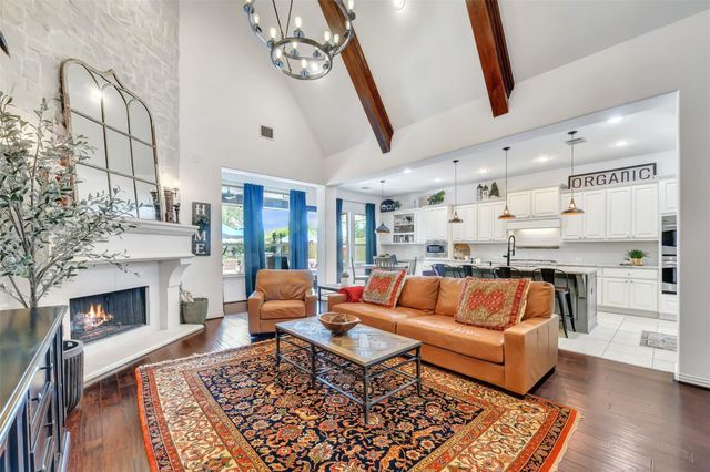 911 Ember Hills Lane, Friendswood, TX 77546