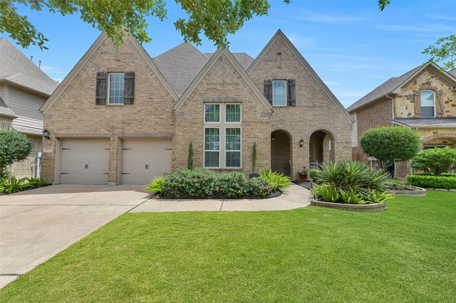911 Ember Hills Lane, Friendswood, TX 77546