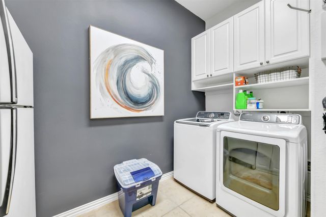 911 Ember Hills Lane, Friendswood, TX 77546