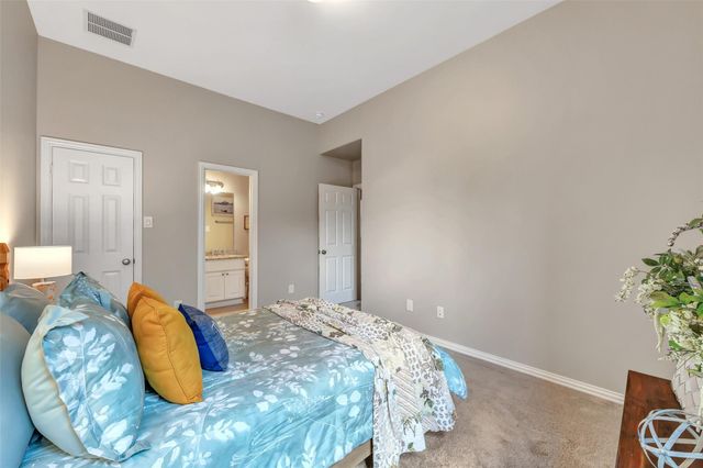 911 Ember Hills Lane, Friendswood, TX 77546