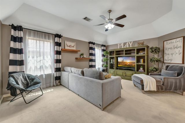 911 Ember Hills Lane, Friendswood, TX 77546