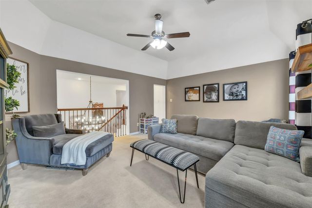 911 Ember Hills Lane, Friendswood, TX 77546