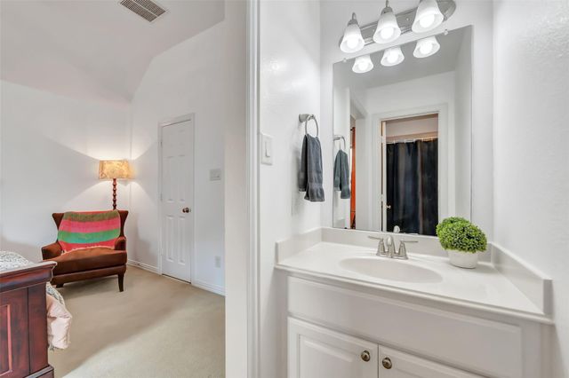 911 Ember Hills Lane, Friendswood, TX 77546