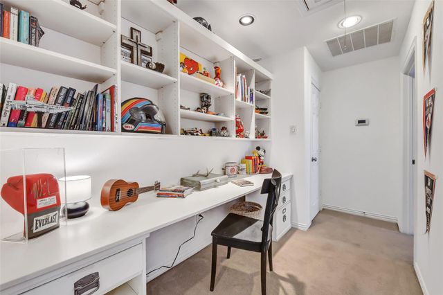 911 Ember Hills Lane, Friendswood, TX 77546