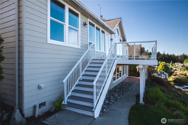 4116 Marine Heights Way, Anacortes, WA 98221