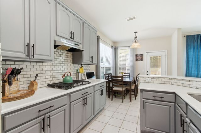 6625 Hayling Way, Denton, TX 76210