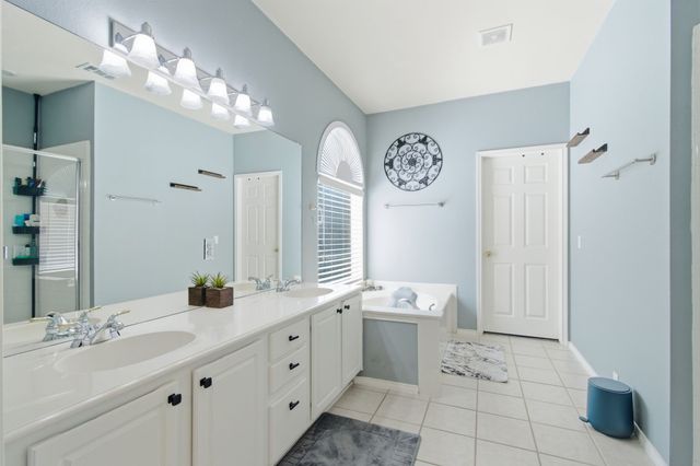 6625 Hayling Way, Denton, TX 76210