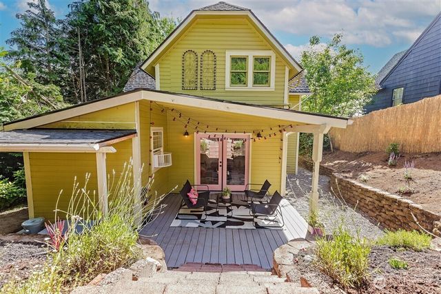 26 NE Washington Avenue, Chehalis, WA 98532