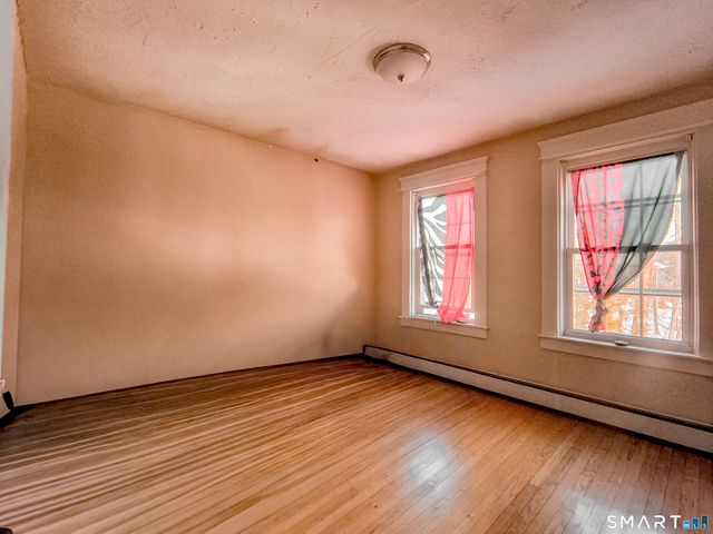 70 Walnut Street, Putnam, CT 06260