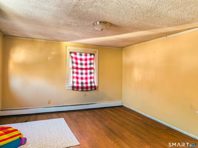 70 Walnut Street, Putnam, CT 06260