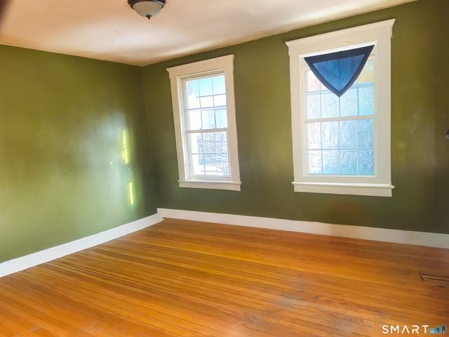 70 Walnut Street, Putnam, CT 06260