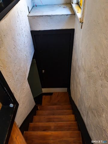 70 Walnut Street, Putnam, CT 06260