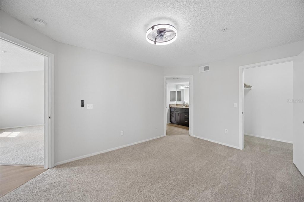Image 14 of property listing at 2213 GRAND CAYMAN COURT 1135, Kissimmee, FL 34741