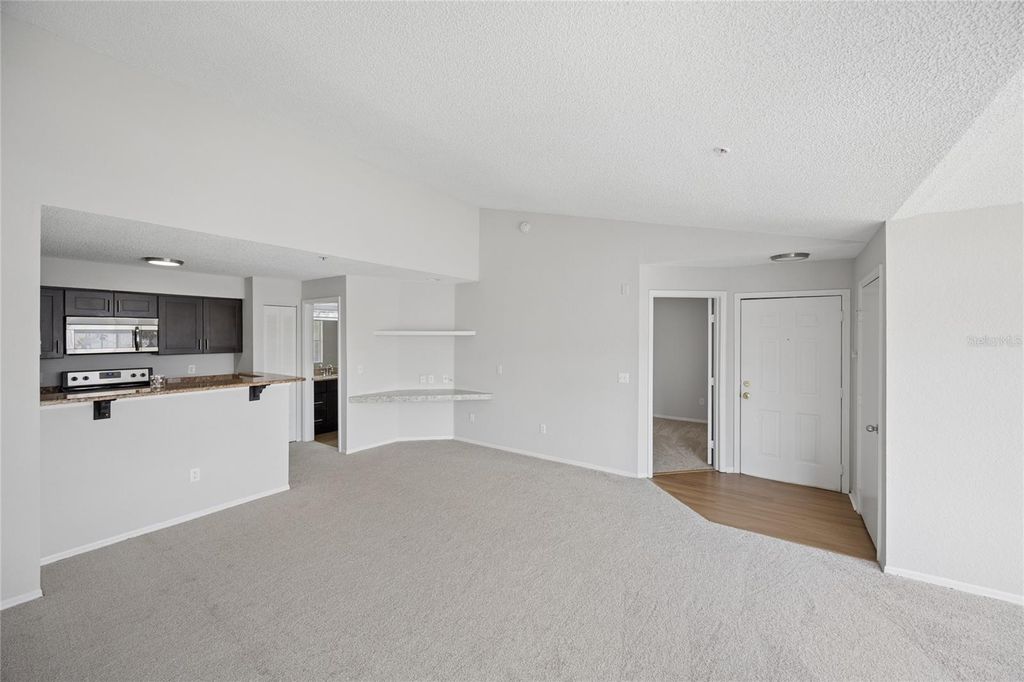 Image 10 of property listing at 2213 GRAND CAYMAN COURT 1135, Kissimmee, FL 34741