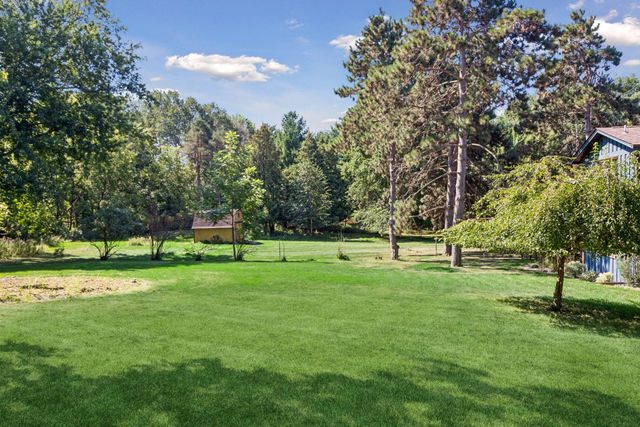 8249 Deer Pond Court N, Lake Elmo, MN 55042