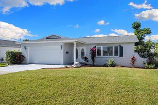 6026 BAYOU GRANDE BOULEVARD NE, St Petersburg, FL 33703