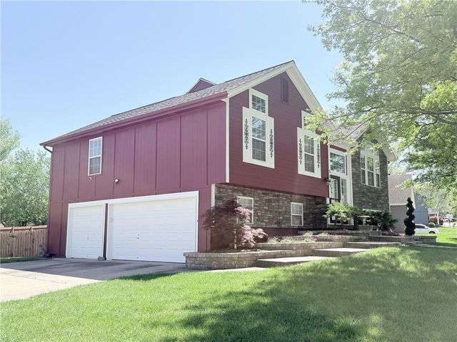 5007 S Powell Avenue, Blue Springs, MO 64015