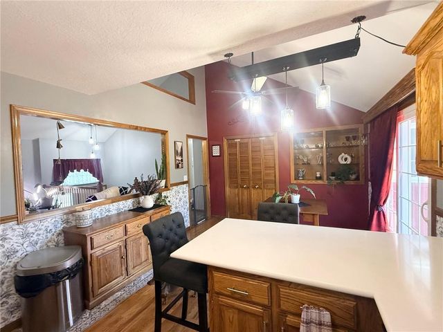 5007 S Powell Avenue, Blue Springs, MO 64015