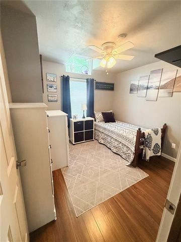 5007 S Powell Avenue, Blue Springs, MO 64015