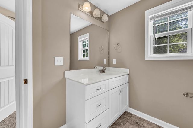 714 Perkins Ave, Clarksville, TN 37040