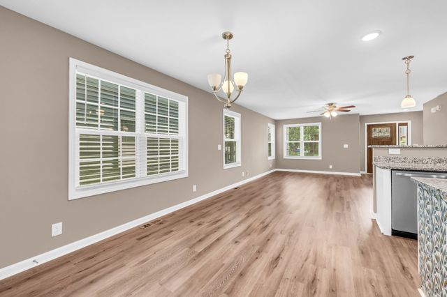 714 Perkins Ave, Clarksville, TN 37040