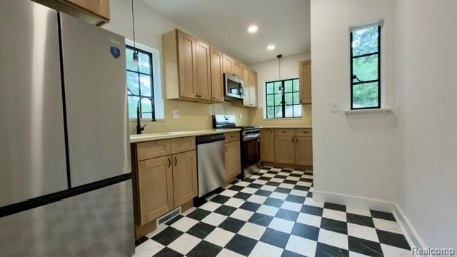 5535 Yorkshire Road, Detroit, MI 48224