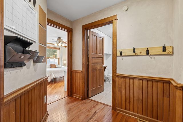 502 Fir Street SW, Demotte, IN 46310