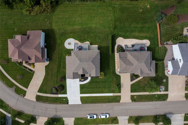 1018 COPPER Drive, Erie, PA 16509