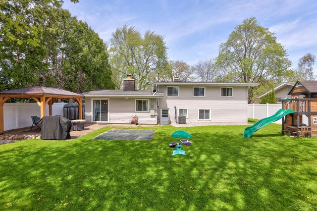 2795 Bradford Drive, Saginaw, MI 48603