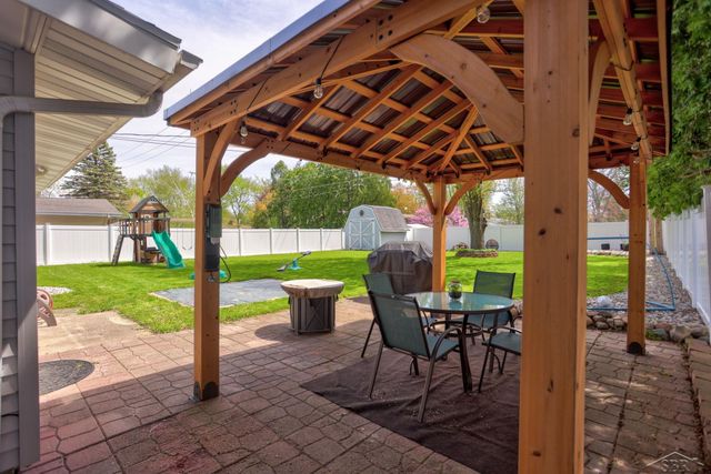 2795 Bradford Drive, Saginaw, MI 48603