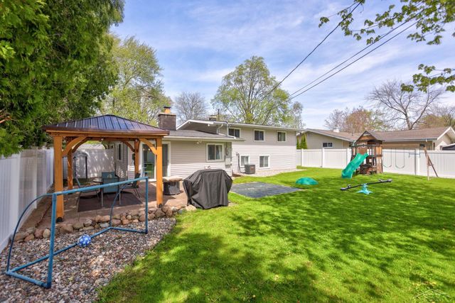 2795 Bradford Drive, Saginaw, MI 48603
