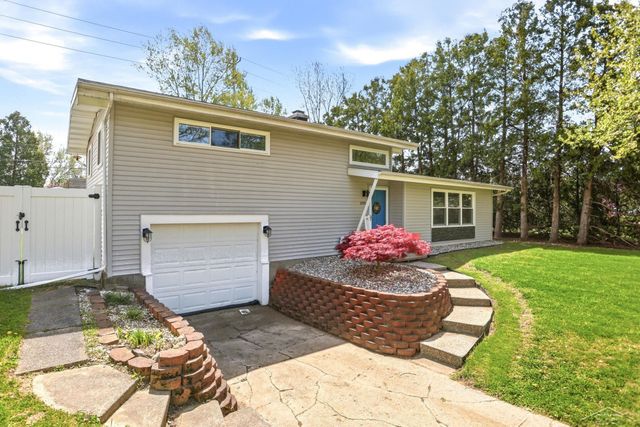 2795 Bradford Drive, Saginaw, MI 48603