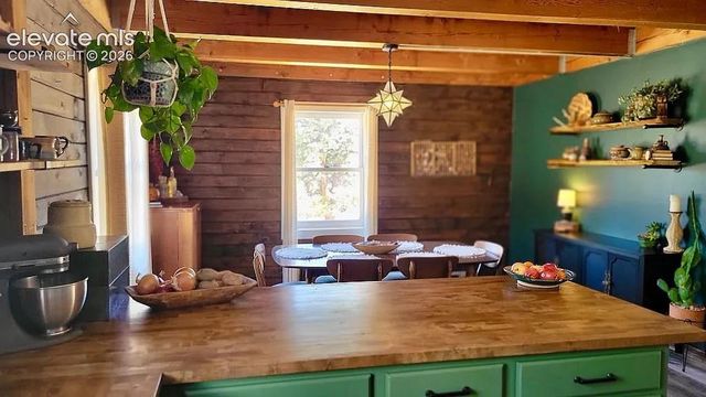 475 Sioux Road, Florissant, CO 80816