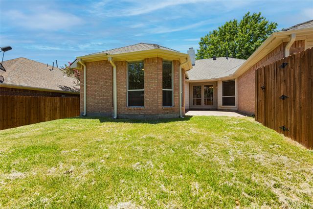 2221 Grinelle Drive, Plano, TX 75025