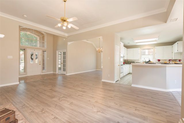 2221 Grinelle Drive, Plano, TX 75025