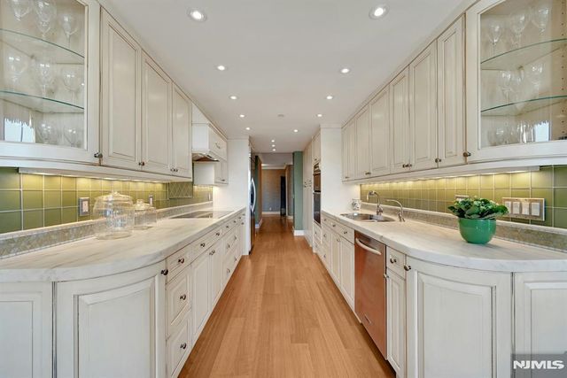 800 Palisade Avenue 901, Fort Lee, NJ 07024
